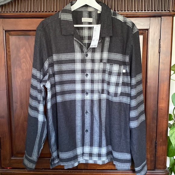 Urban Outfitters NWT Standard Cloth flannel button front grey black plaid - Picture 2 of 14